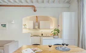 Residenza Degli Artisti Apartments